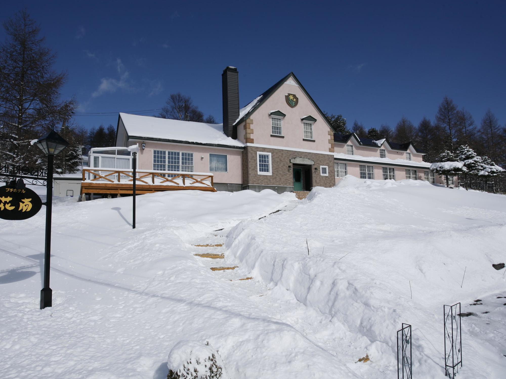 Petit Hotel Kanan Тіно Екстер'єр фото